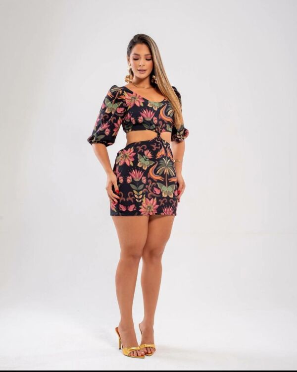 Vestido Estampado estilo farm com no na frente de amarração nas costas - Kamila